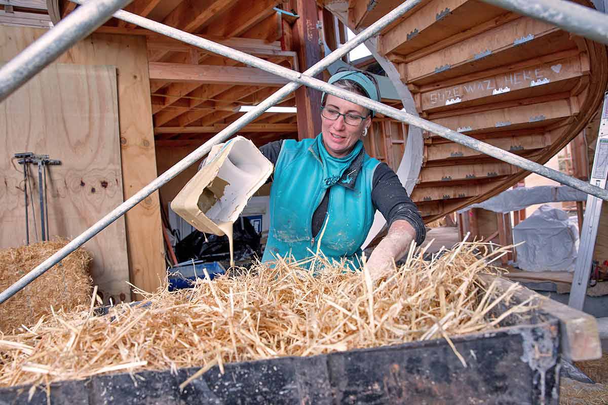 Grand Designs Straw House